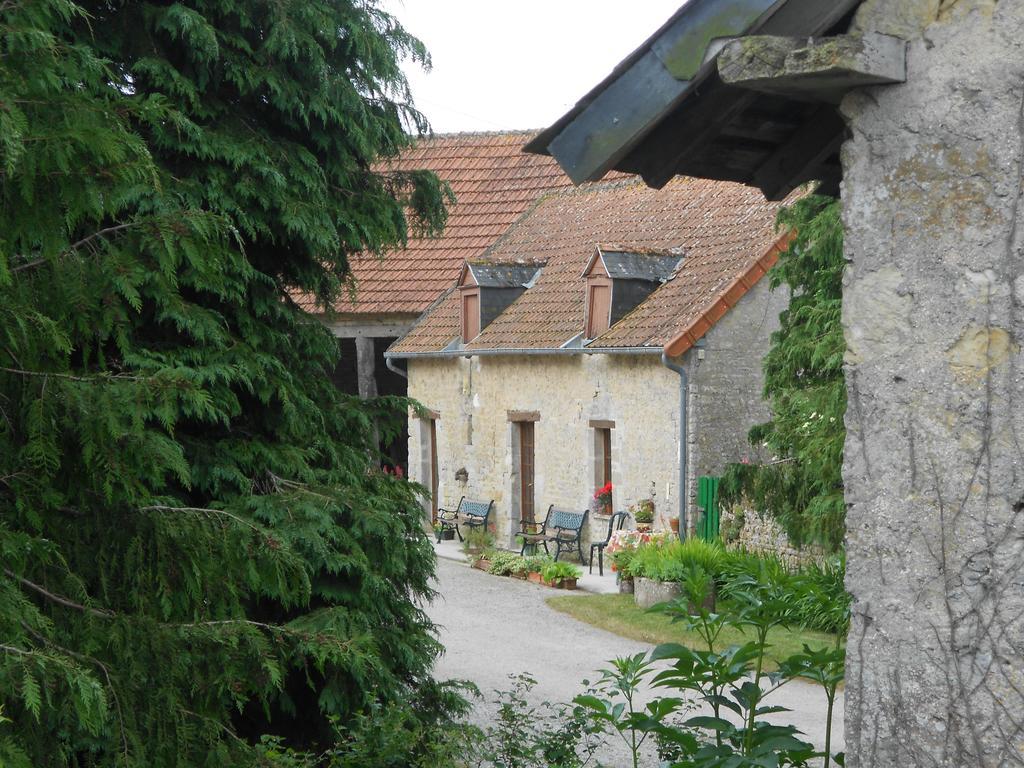 Ferme Manoir La Fiere Bed & Breakfast Sainte-Mere-Eglise Bagian luar foto