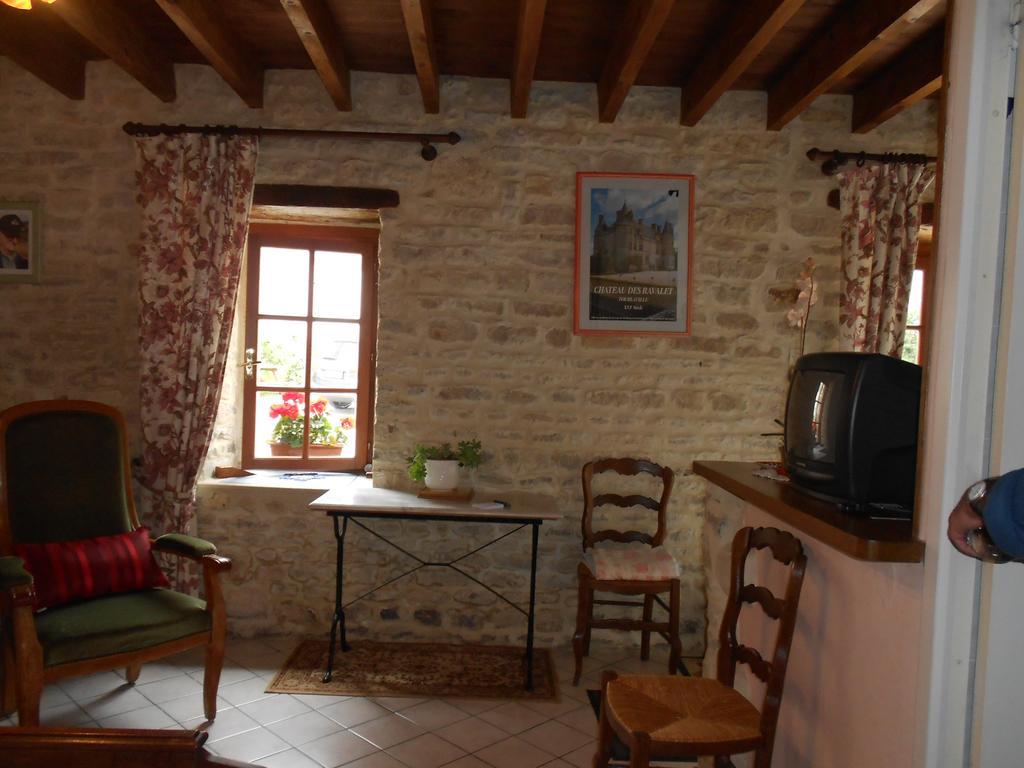 Ferme Manoir La Fiere Bed & Breakfast Sainte-Mere-Eglise Bagian luar foto