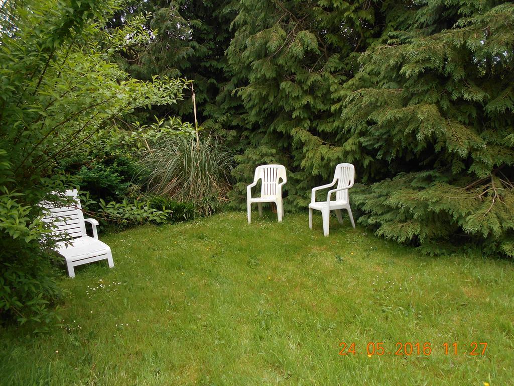 Ferme Manoir La Fiere Bed & Breakfast Sainte-Mere-Eglise Bagian luar foto