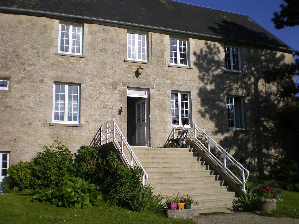 Ferme Manoir La Fiere Bed & Breakfast Sainte-Mere-Eglise Bagian luar foto