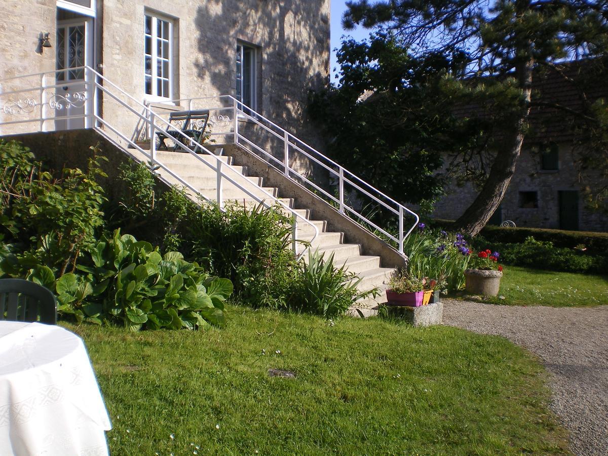 Ferme Manoir La Fiere Bed & Breakfast Sainte-Mere-Eglise Bagian luar foto