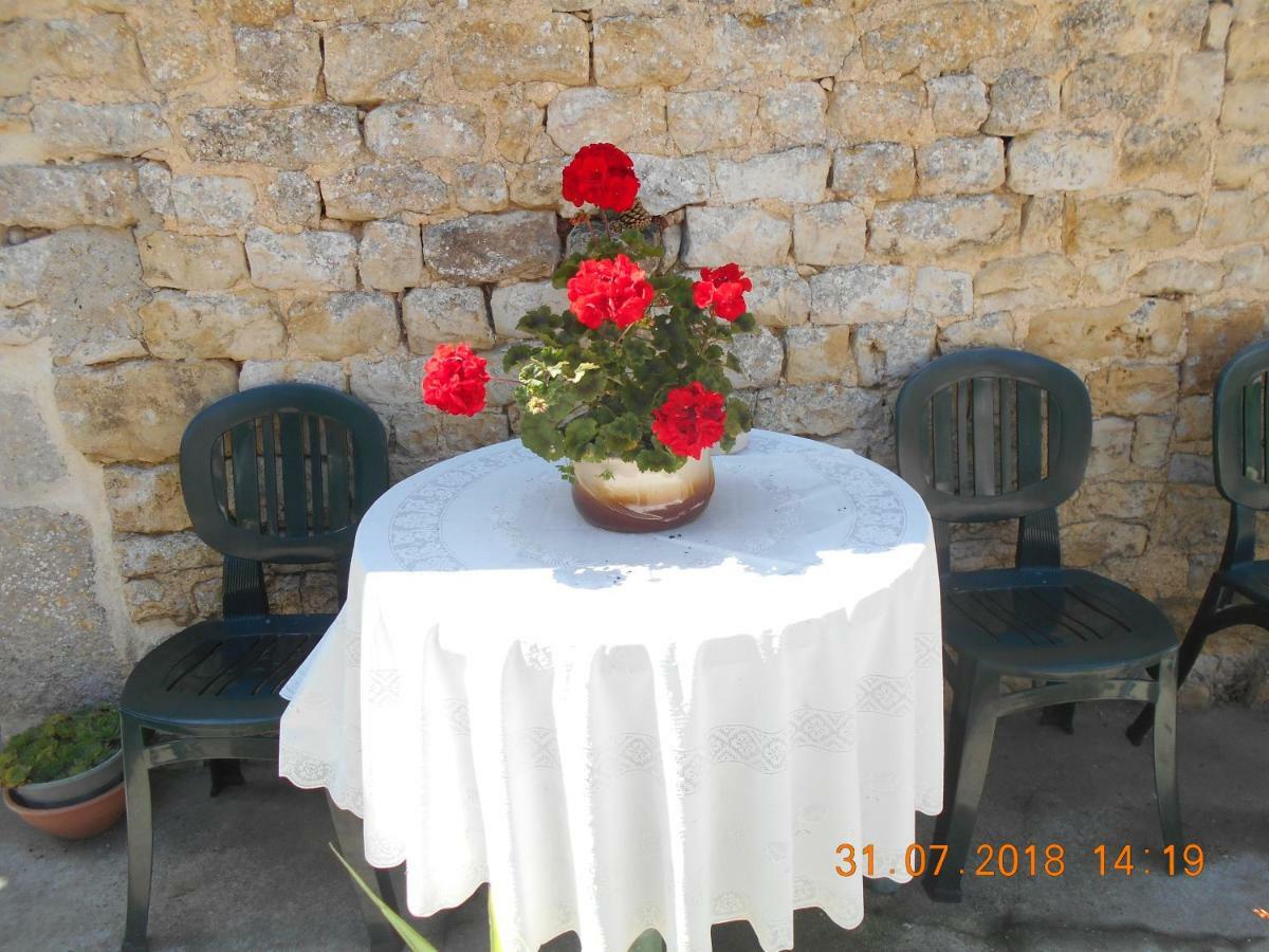 Ferme Manoir La Fiere Bed & Breakfast Sainte-Mere-Eglise Bagian luar foto