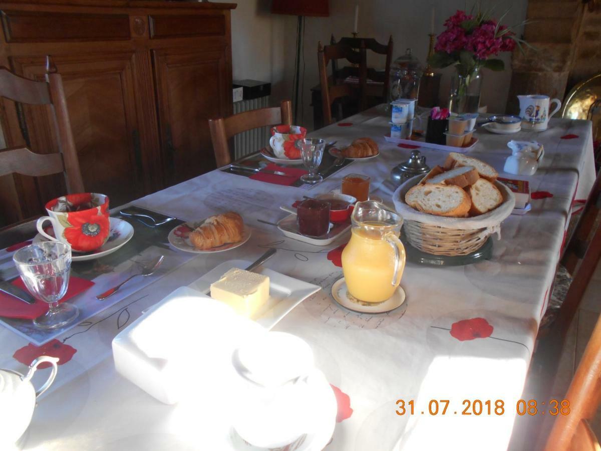 Ferme Manoir La Fiere Bed & Breakfast Sainte-Mere-Eglise Bagian luar foto