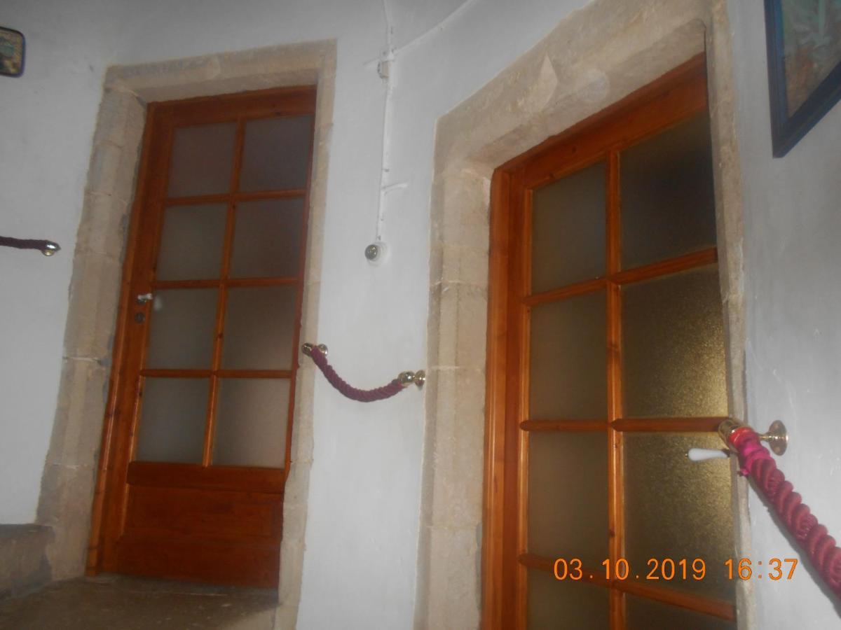 Ferme Manoir La Fiere Bed & Breakfast Sainte-Mere-Eglise Bagian luar foto