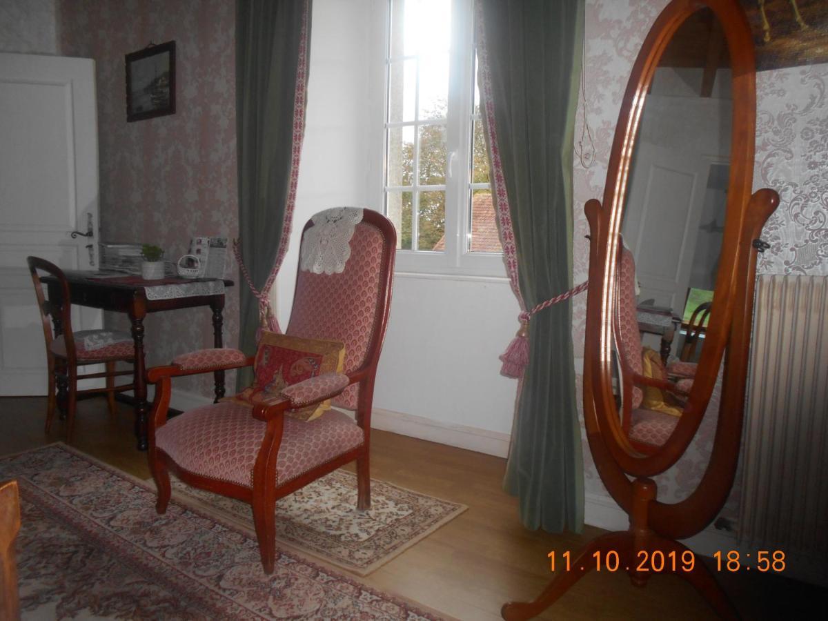 Ferme Manoir La Fiere Bed & Breakfast Sainte-Mere-Eglise Bagian luar foto