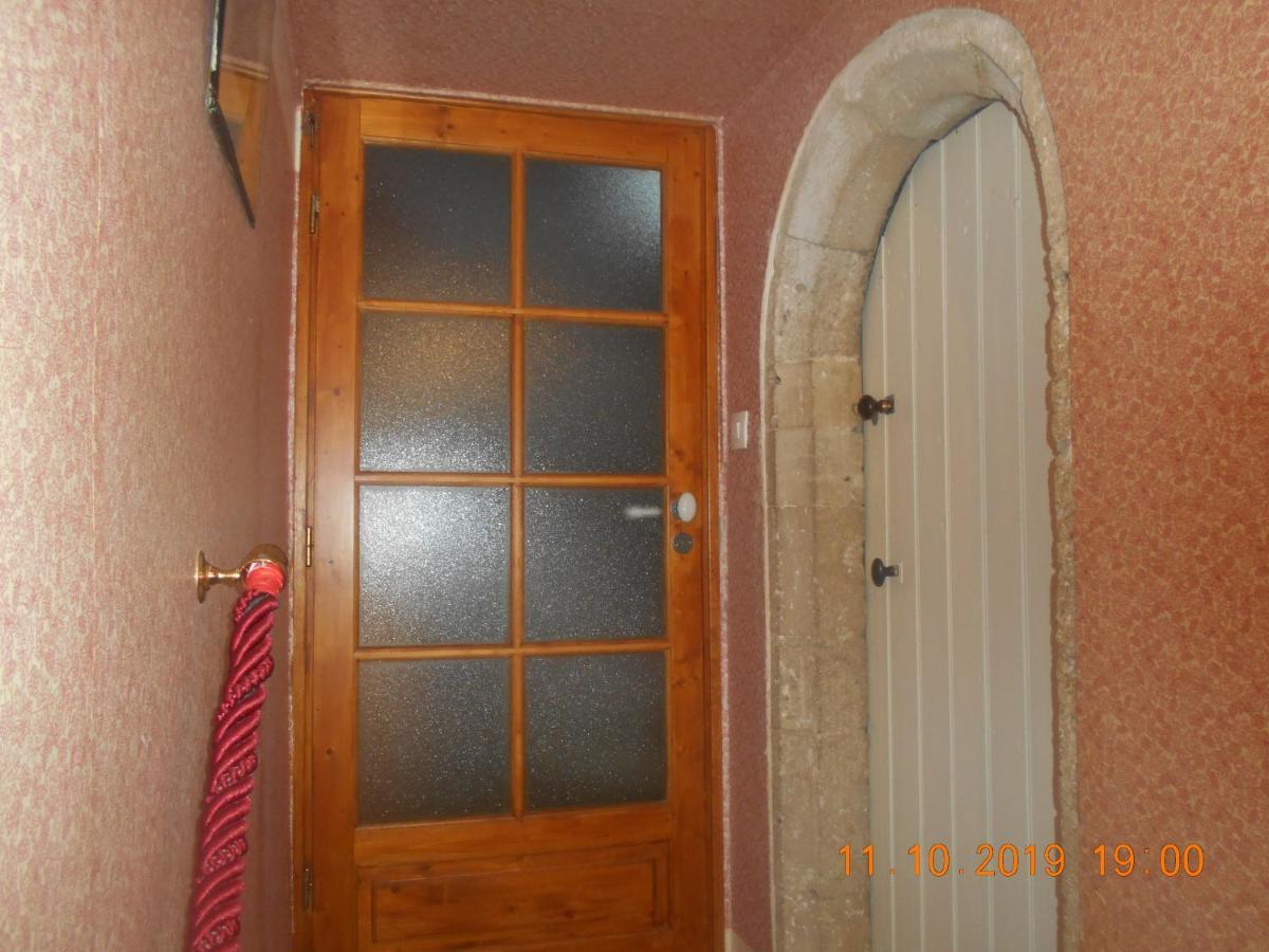 Ferme Manoir La Fiere Bed & Breakfast Sainte-Mere-Eglise Bagian luar foto